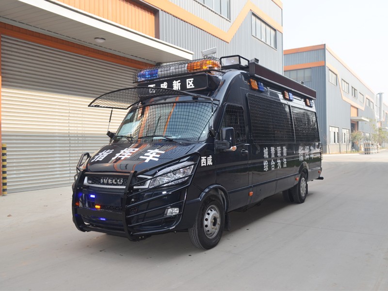 依維柯指揮車(chē)